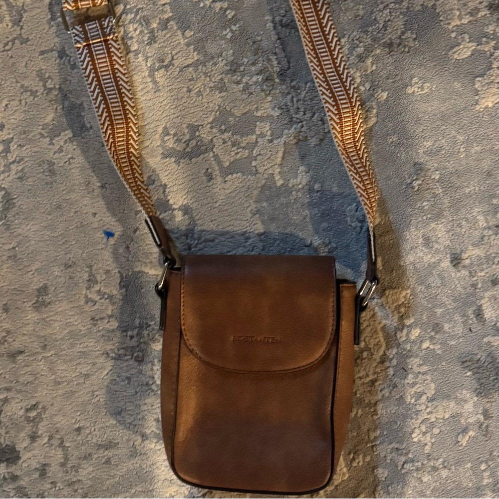 Bostonian Brown Leather Crossbody Bag with Patterned Strap